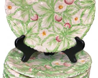 (10) ITALIAN STRAWBERRY MAJOLICA PLATES