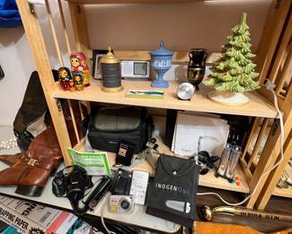 Look closely… take your time… lots of cool things!