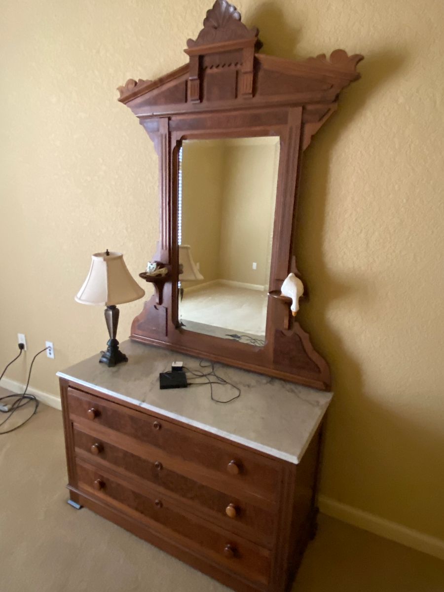 Vintage marble top dresser and mirror - excellent condition