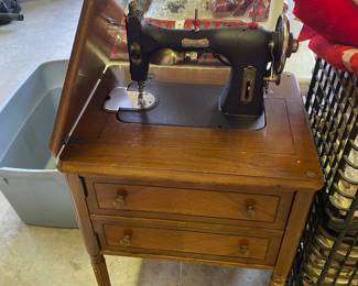 Garage - sewing machine