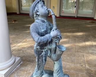 Bronze statue marked Thunder