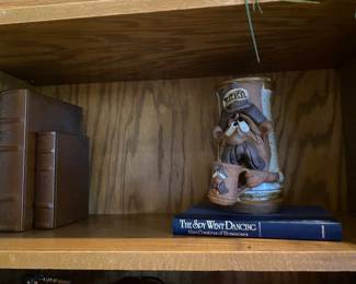 Books & golf bag beer mug