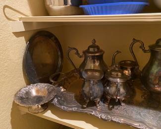 Silver plate bowl & additional tray