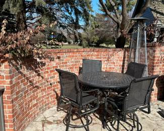 GENSUN Grand Terrace Pub Table with Woven Cast Aluminum Swivel Bar Stools