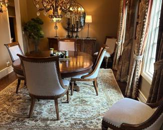 Ernest Hemingway Collection by THOMASVILLE Dining Room Set
