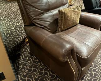 Motioncraft by SHERRILL Studded Leather Pushback Recliners