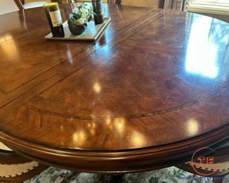 Ernest Hemingway Collection by THOMASVILLE Dining Room Set