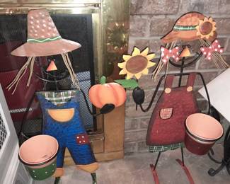 Fall Scarecrow People Holding Pots Decor