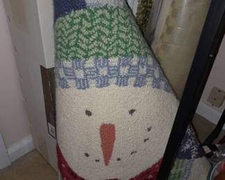 TONS Of Christmas Decor.....ALL $5 OR LESS! 