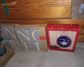 TONS Of Christmas Decor.....ALL $5 OR LESS! 