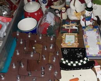TONS Of Christmas Decor.....ALL $5 OR LESS! 