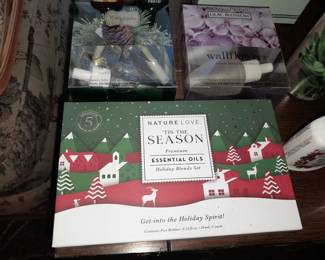 BRAND NEW Nature Love Essential Oils Gift Set