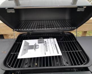 BRAND NEW, NEVER USED Brinkman Grill