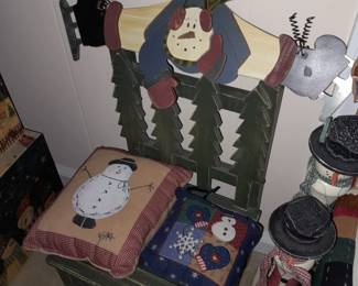 TONS Of Christmas Decor.....ALL $5 OR LESS! 