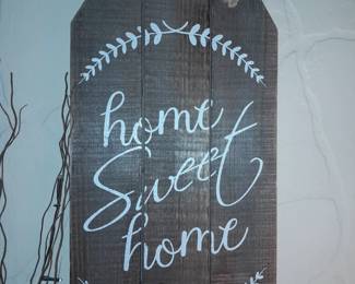 Woor Sign Decor