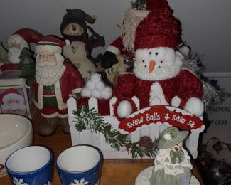 TONS Of Christmas Decor.....ALL $5 OR LESS! 