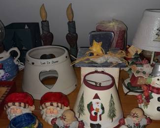 TONS Of Christmas Decor.....ALL $5 OR LESS! 