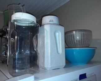 Kitchen Containers And Bowls