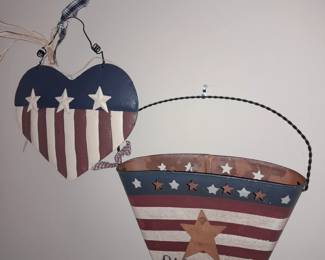 Hanging Tin Patrioctic Pails