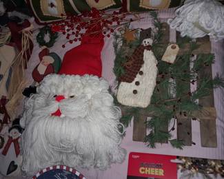 TONS Of Christmas Decor.....ALL $5 OR LESS! 