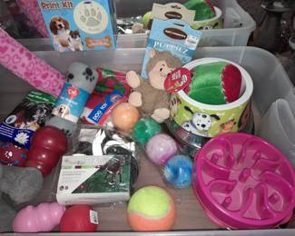 BRAND NEW Dog Toys, Leashes, & Supplies