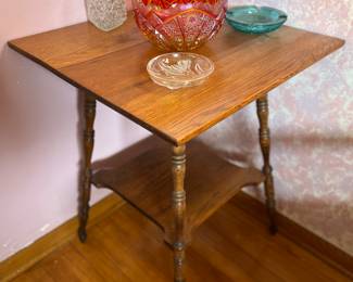 Splayed turned parlor table…just  add a cool lamp and a nice accent piece to display on the bottom 