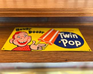 Metal and porcelain signs 