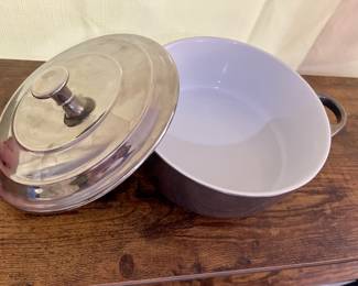 SILVER  COVERED CASSEROLE  DISH WITH LID