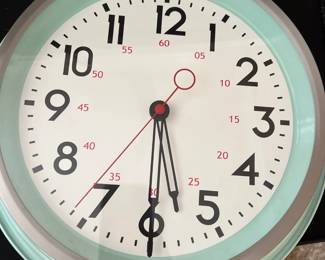 robin's egg blue clock 