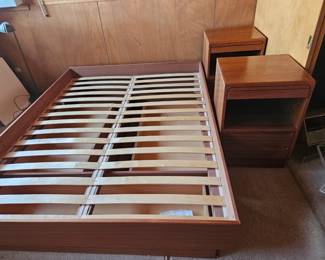 Mid Century Torring Denmark Full/Queen bed frame with 3 storage rolling storage drawers and 2 side tables vg condition