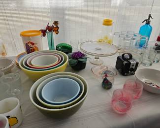 Pyrex bowl sets