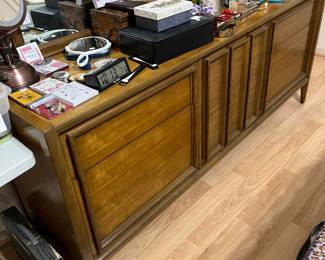 60’s—70’s Retro Dresser