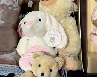 Collectables Bear and Rabbit