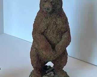 Tim Wolf Sculpture 