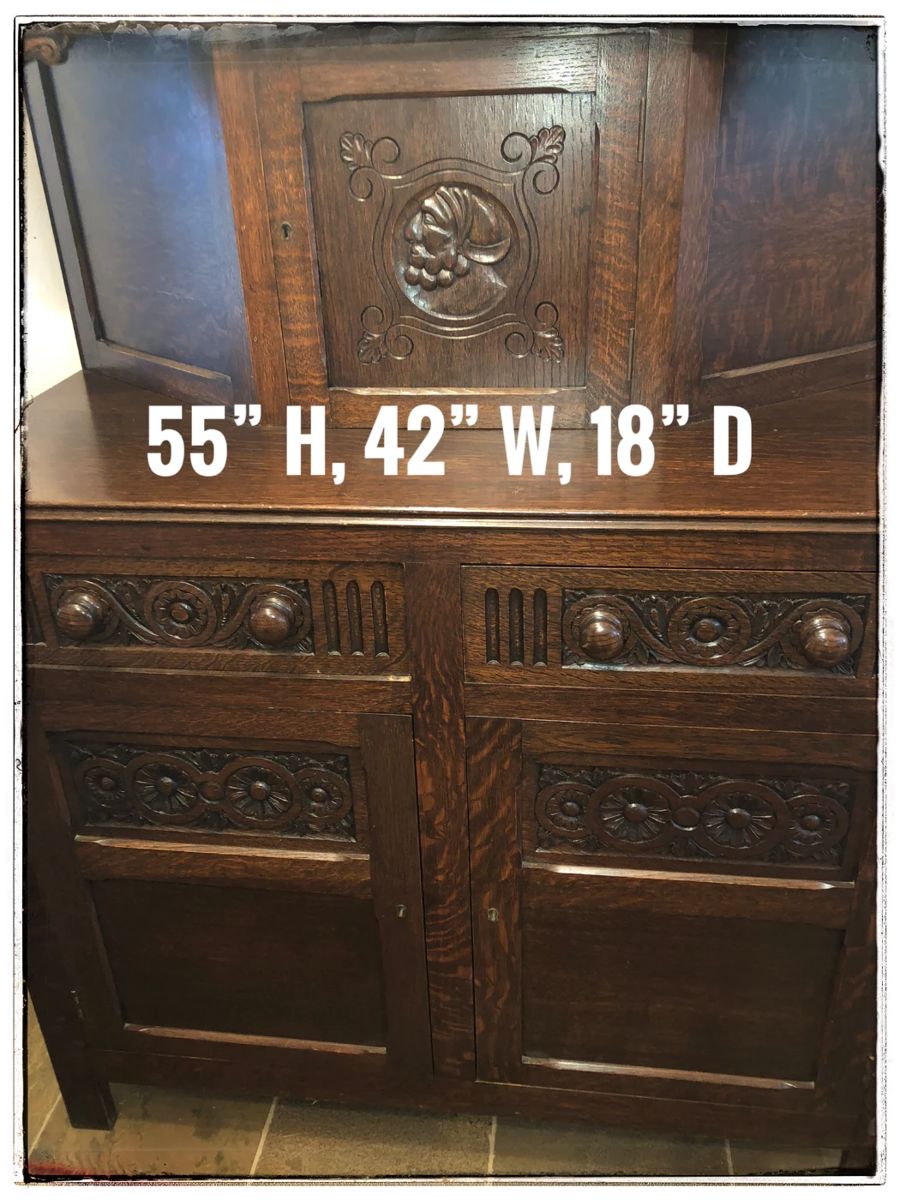 Sideboard with carvings