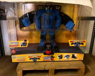 Toys r us store displays