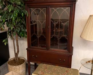 Curio cabinet