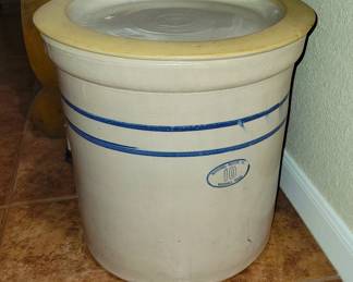 Marshall Pottery crock
