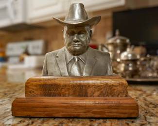 Walter Fellers limited edition bust by New Braunfels artist Paul Tadlock
