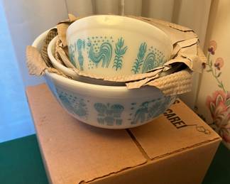 Vintage Pyrex some never used some with original box. 