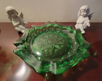 Green L,E, Smith Moon & Stars Ash Tray