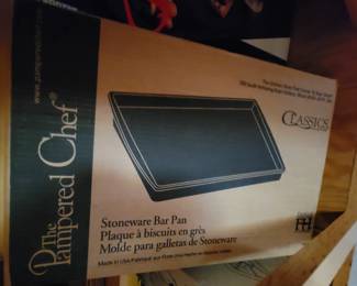 Pamper Chef Stoneware Bar Pan NIB
