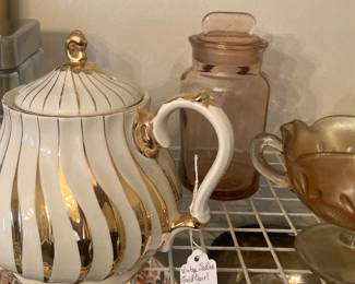 White & gold teapot