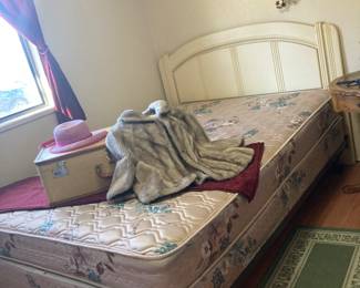 We have 3 very nice beds at this sale!! Queen and full sizes