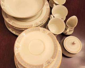 Mikasa Richelieu M2002