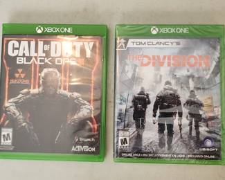 XBox One Call of Duty Black Ops and Tom Clancy's The Division