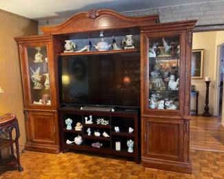 Adjustable entertainment center with 2 display cabinets