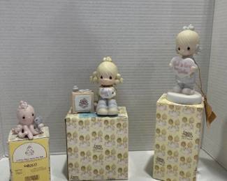 Precious Moments Figurines in boxes
