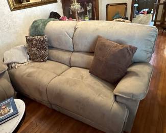 Flex steel sofa recliner and oversized chair
