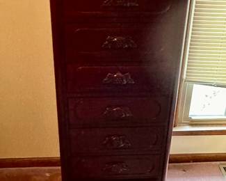 Lillian Russel lingerie chest in cherry